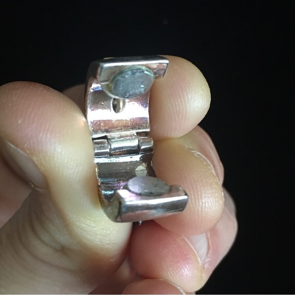 VINTAGE Monet Gold and Silver Tone Clip On Earrings - Picture 8 of 11